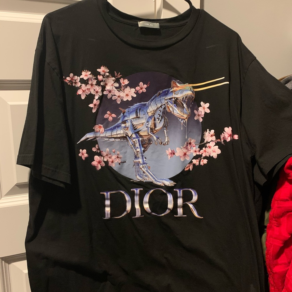 Dior t-shirt